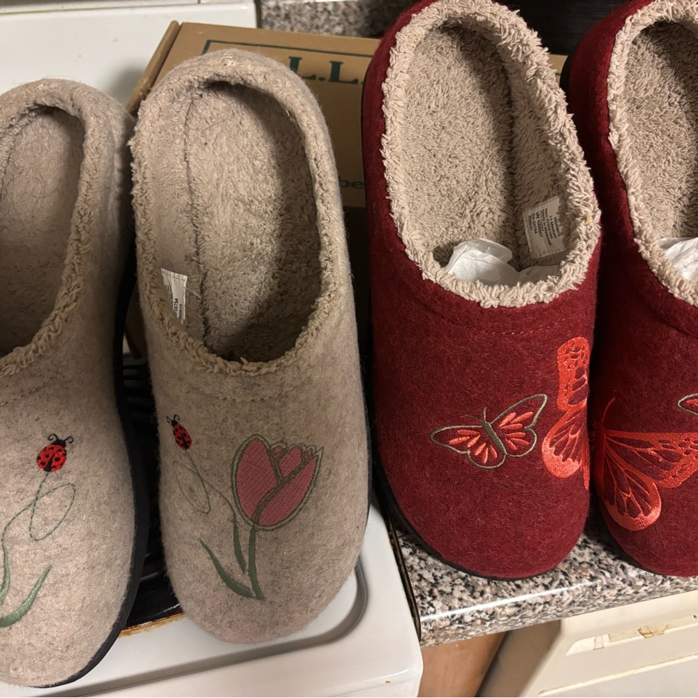 L.L Bean Daybreak Scuff Motif slippers 2 pairs lot